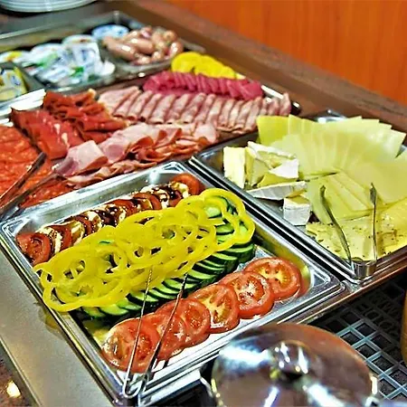 Garni-hotel Zur Krone 3*