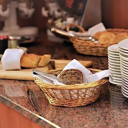 Garni-hotel Zur Krone Hotel 3*