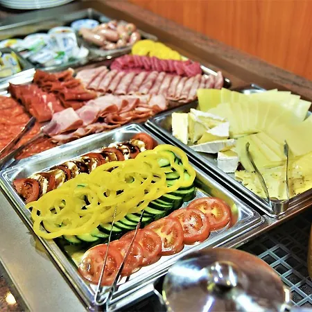 Garni-hotel Zur Krone Hotel