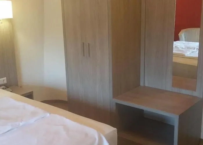 Garni-hotel Zur Krone 3*